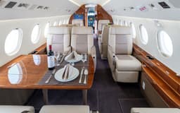 Falcon 2000LXS N905B