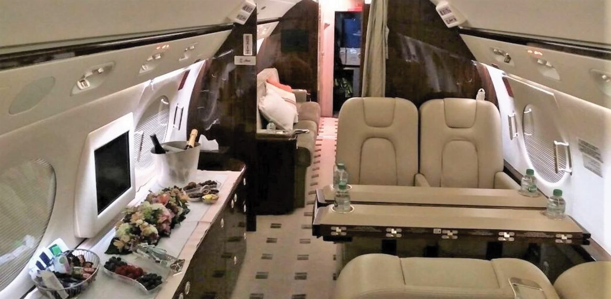 Gulfstream G450 N906MM