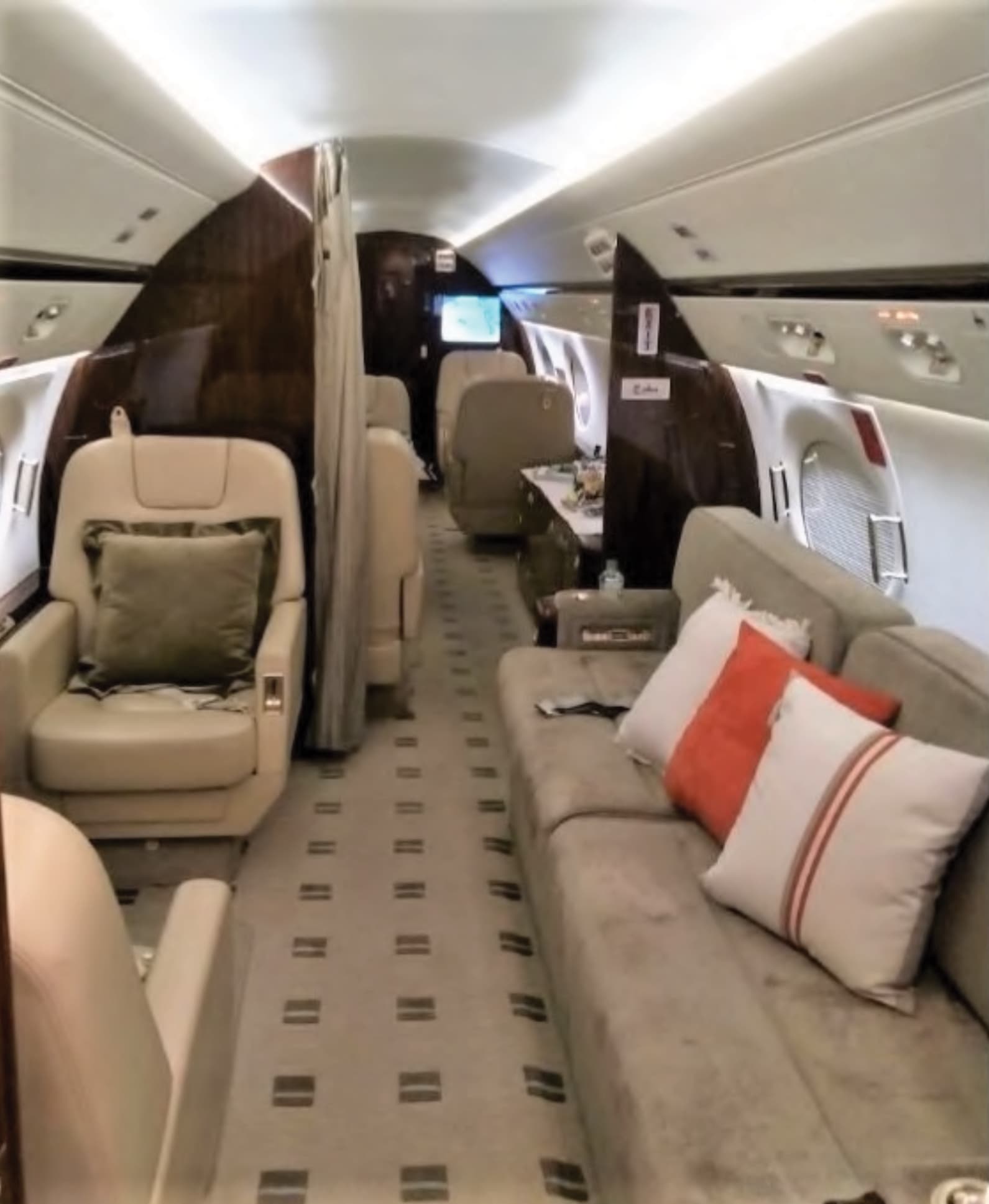 Gulfstream G450 N906MM