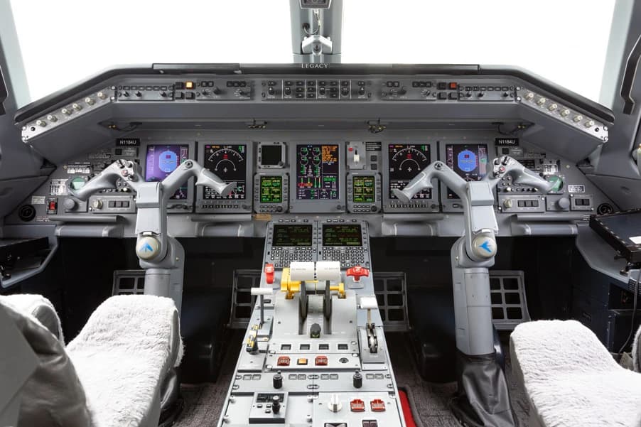 Embraer Legacy 650 N908SK