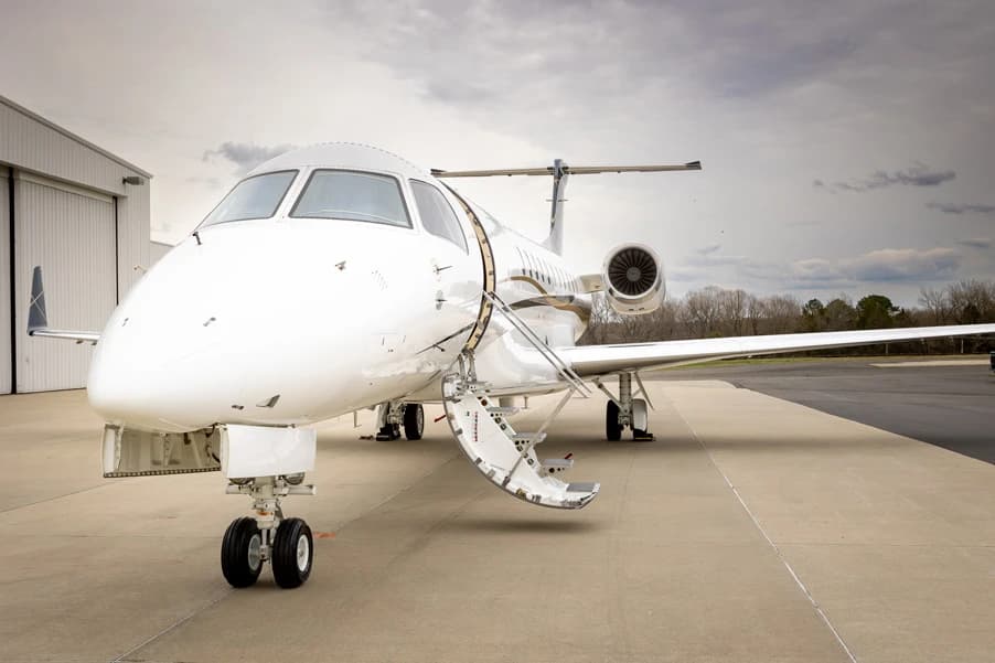 Embraer Legacy 650 N908SK