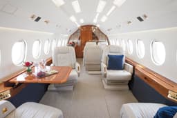 Falcon 2000EX N909MM