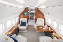 Falcon 2000EX N909MM