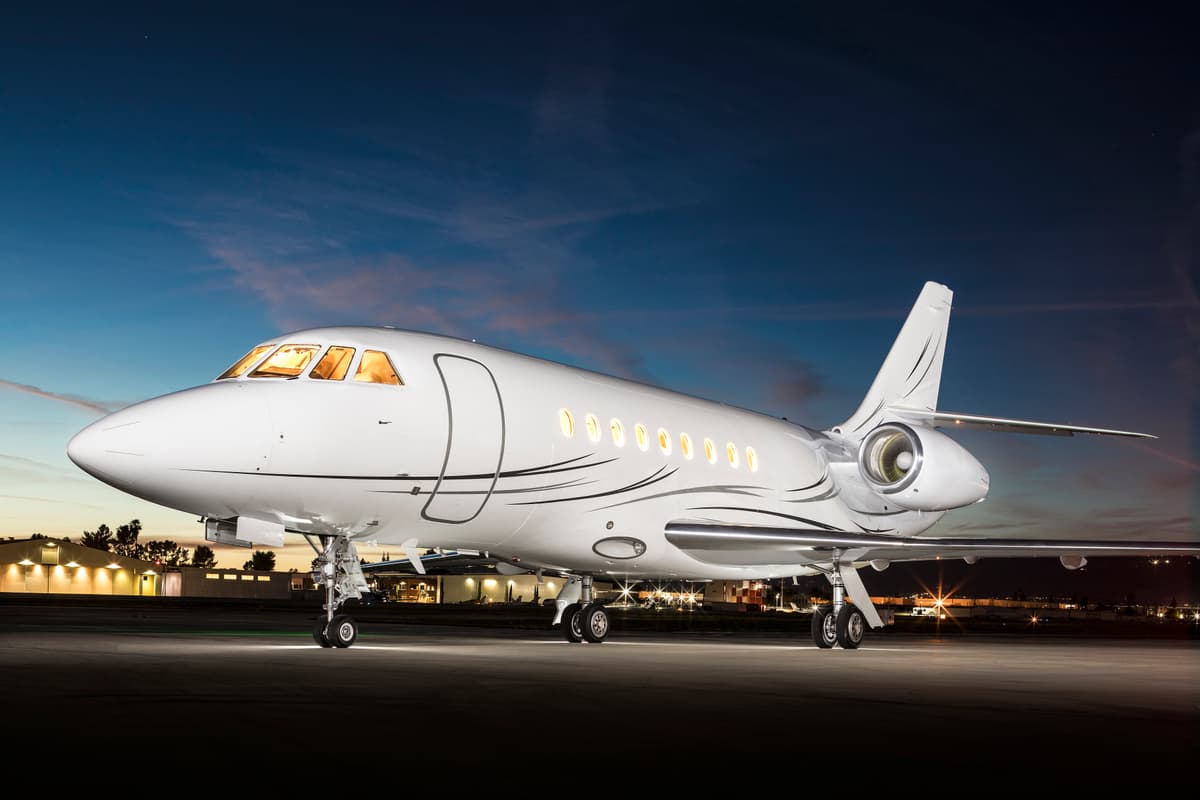 Falcon 2000EX N909MM