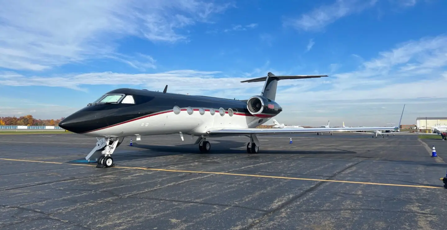 Gulfstream IV N90RG