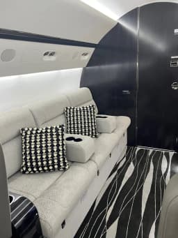 Gulfstream IV N90RG