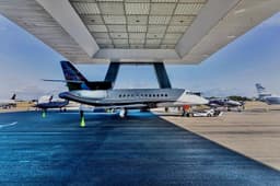 Falcon 900B N910SC