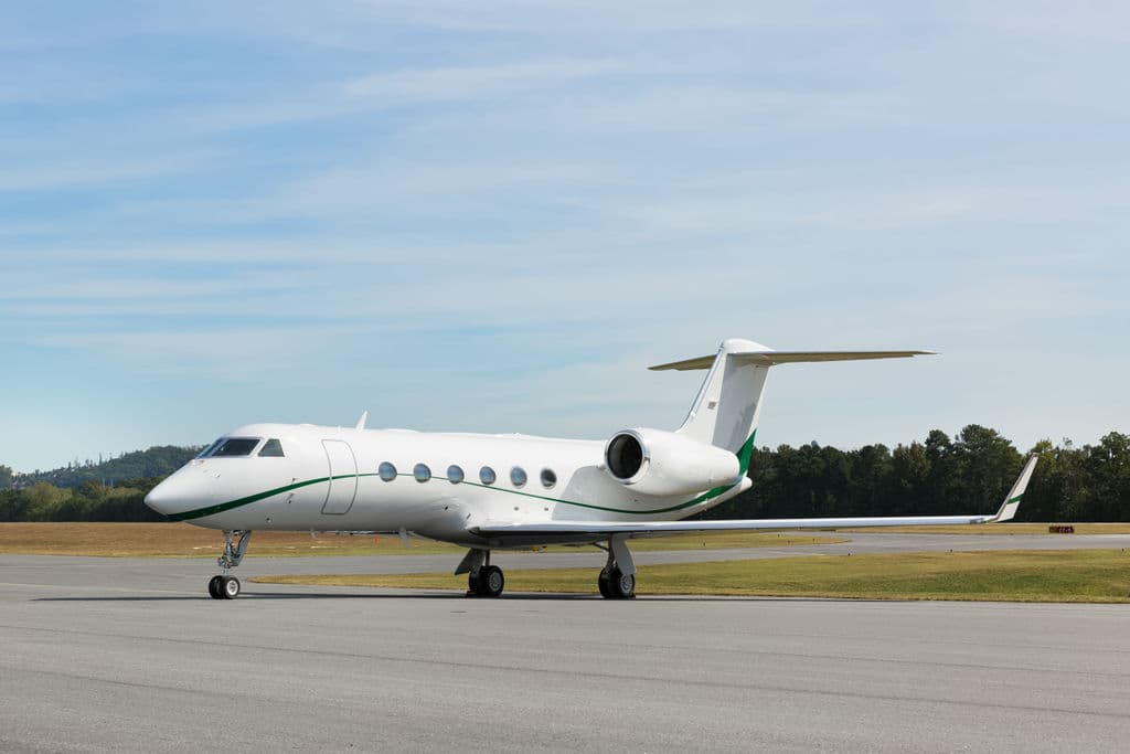 Gulfstream G450 N915TB
