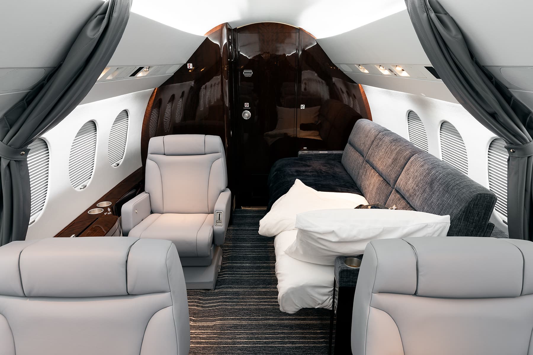 Falcon 900EX N923EA