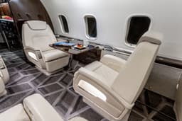 Challenger 350 N923JL