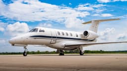 Embraer Phenom 300 N926JS