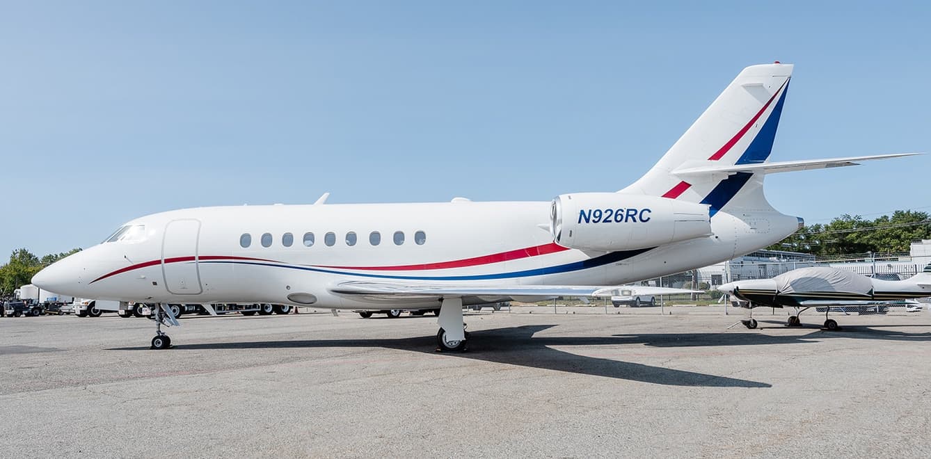 Falcon 2000 N926RC
