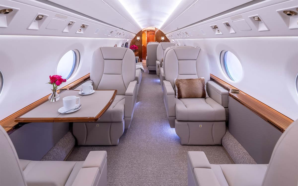 Gulfstream G550 N928NJ
