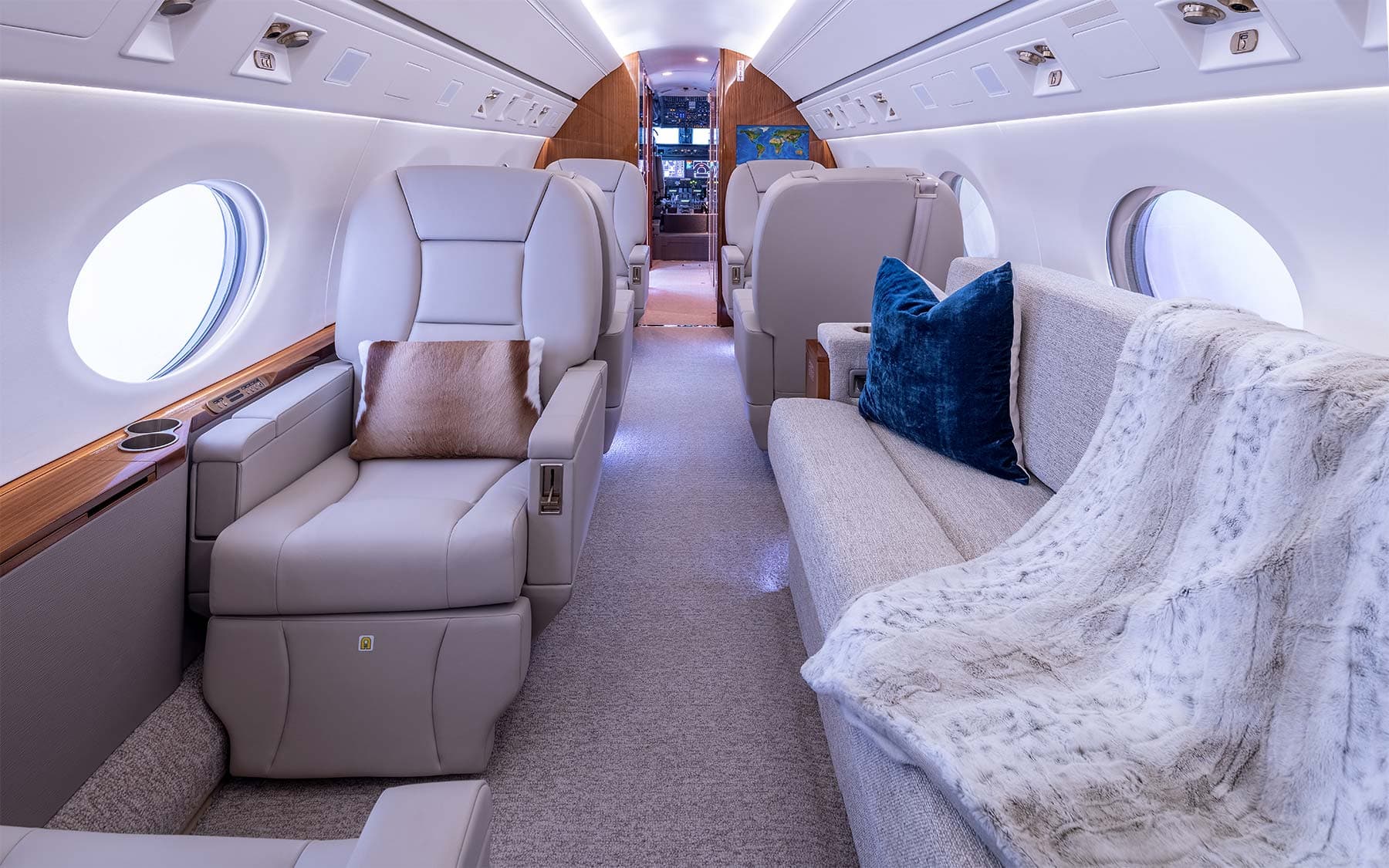 Gulfstream G550 N928NJ