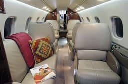 Learjet 60 N936SM