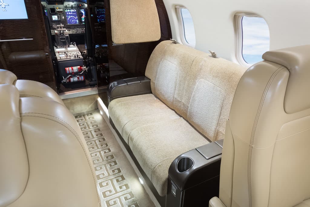 Learjet 60XR N93EW