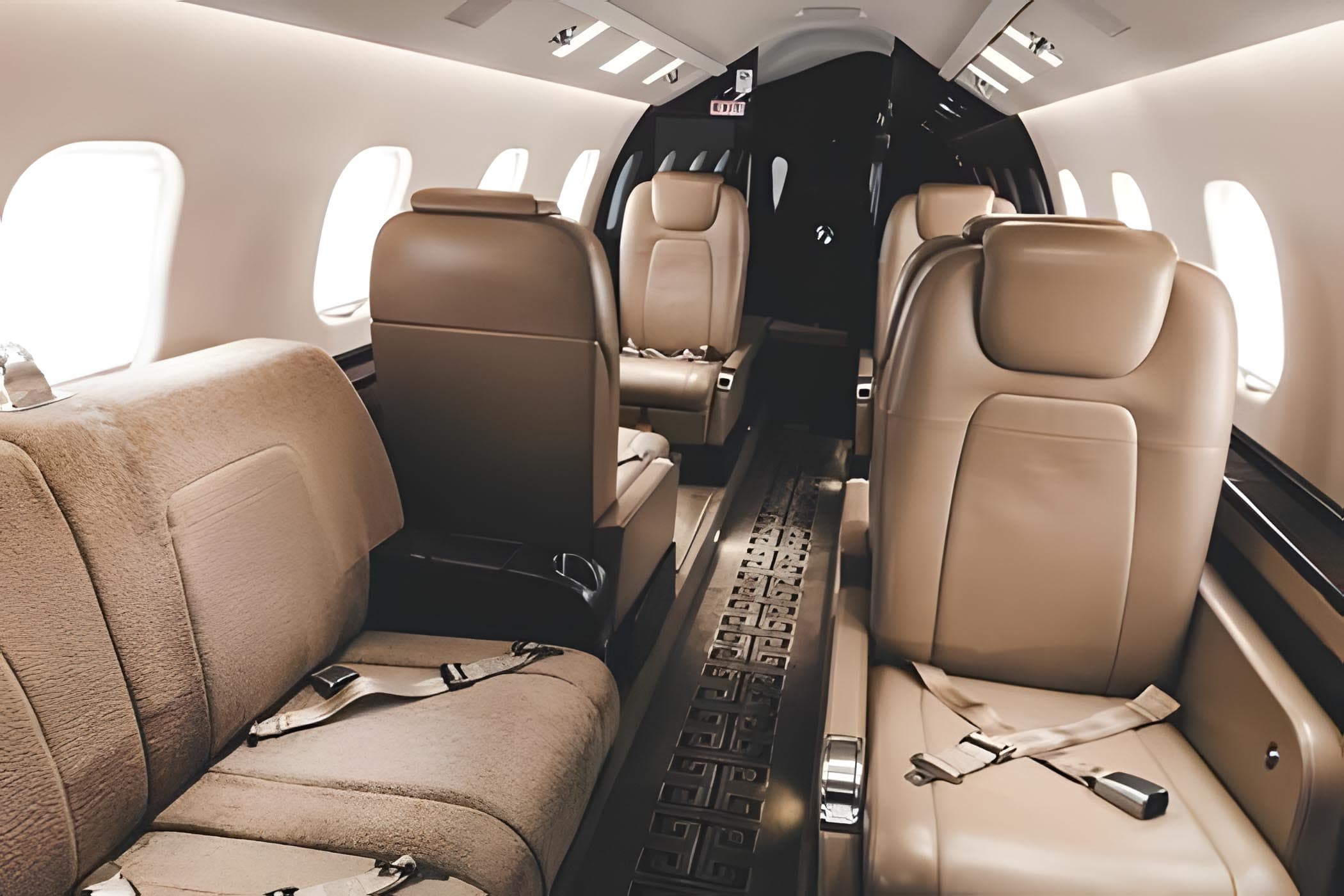 Learjet 60XR N93EW