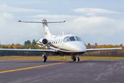 Beechjet 400A N940VA