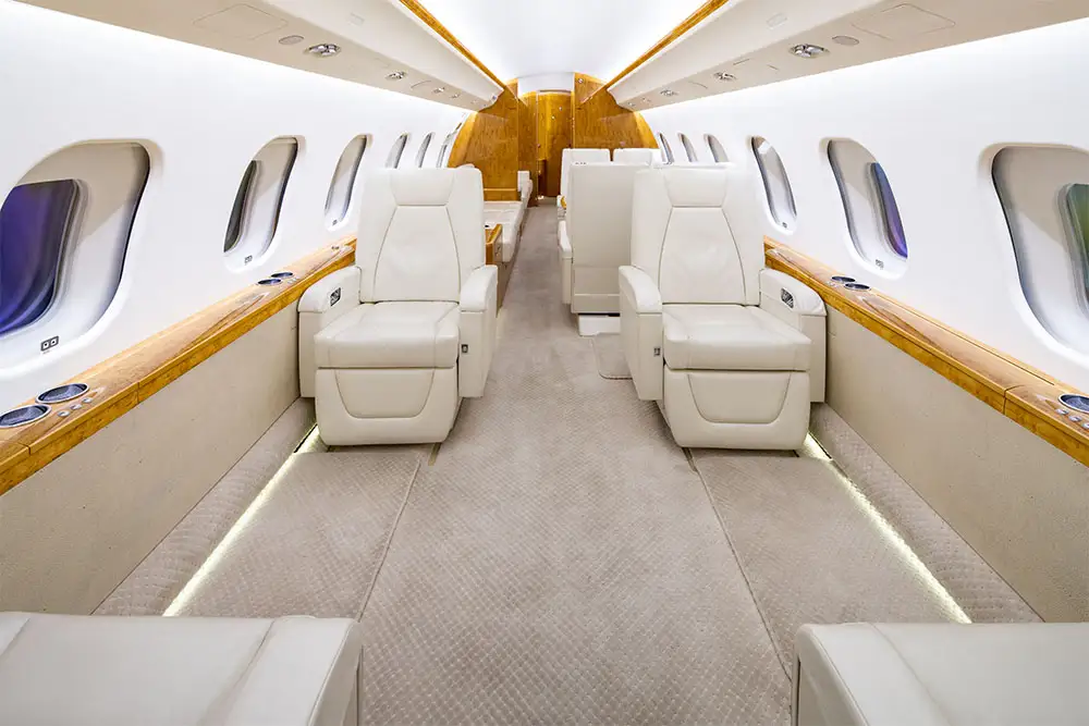 Global 6000 N944GL