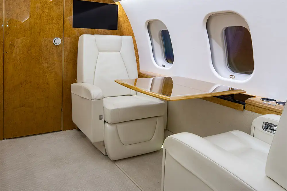 Global 6000 N944GL