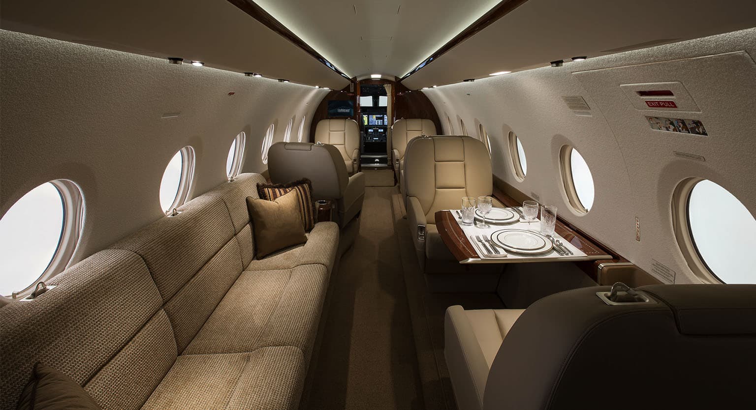 Gulfstream G280 N94FT