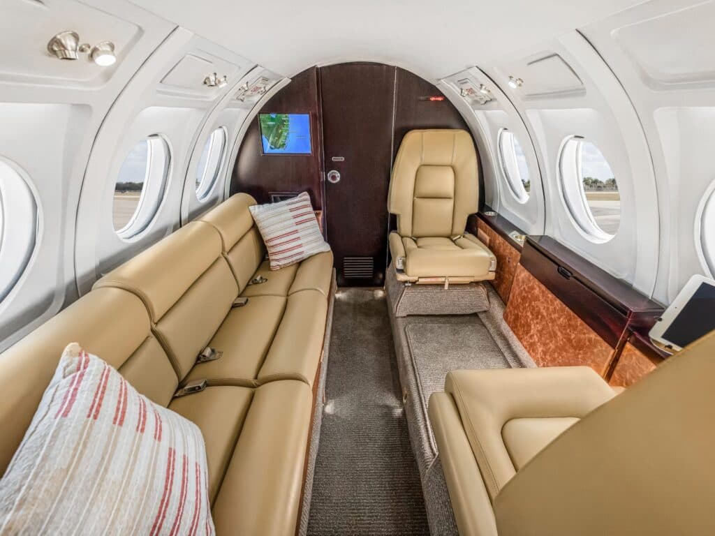 Falcon 50 N950FJ