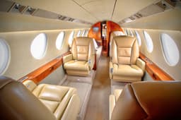 Falcon 50 N950RA