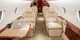 Challenger 300 N960GR