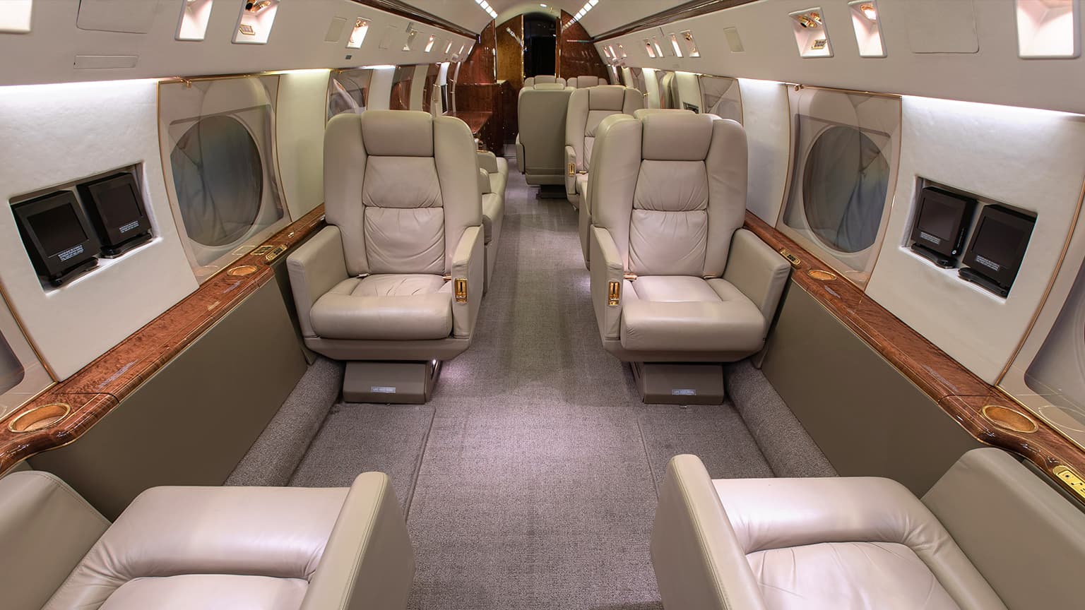 Gulfstream G400 N960JS