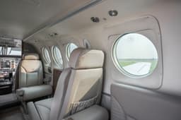 Beechcraft King Air C90A N968DB