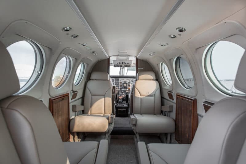 Beechcraft King Air C90A N968DB