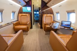Challenger 604 N969PW