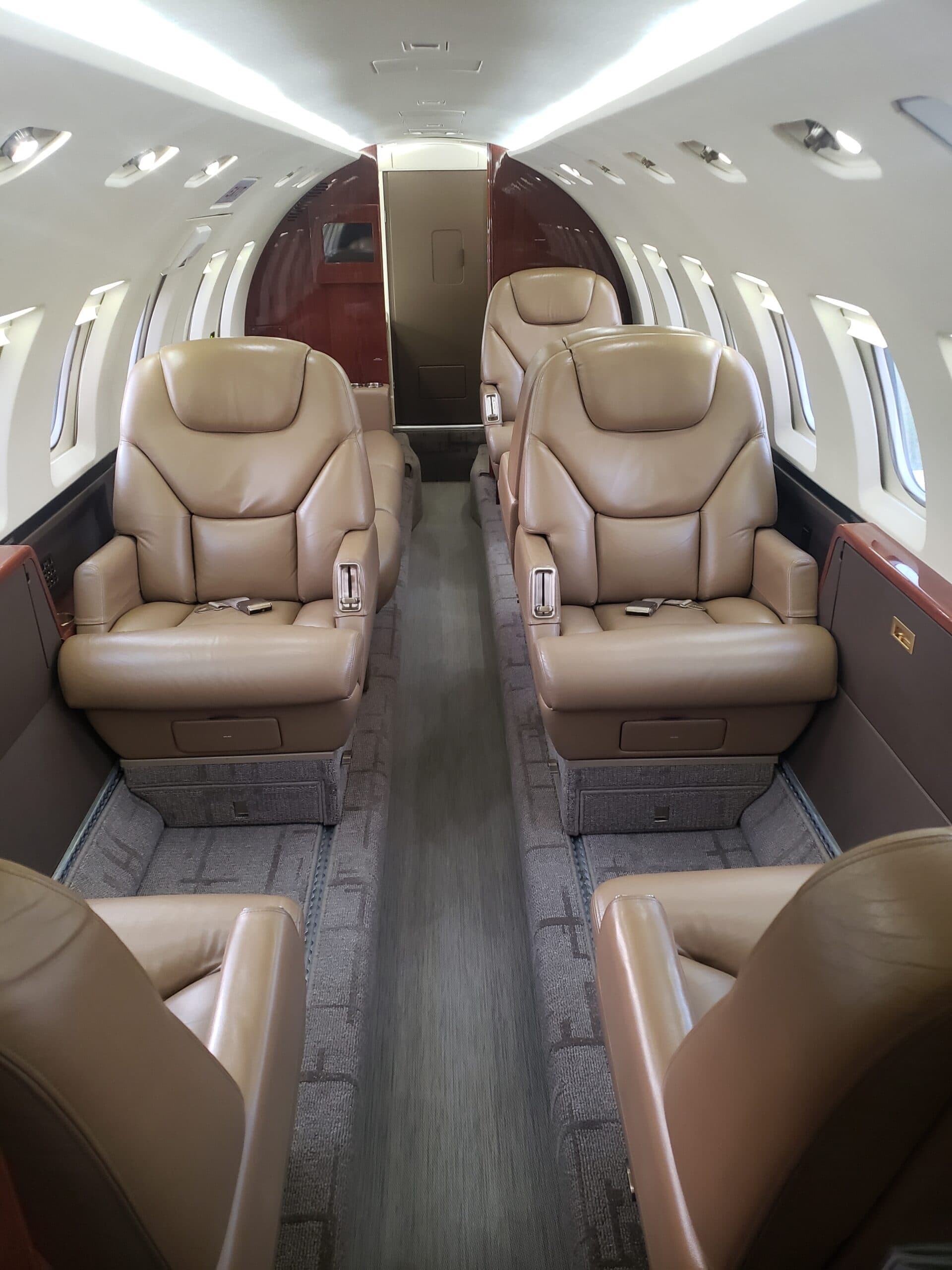 Hawker 1000 N982EC
