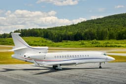 Falcon 7X N988NW