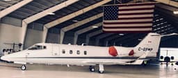 Learjet 55 N989AW