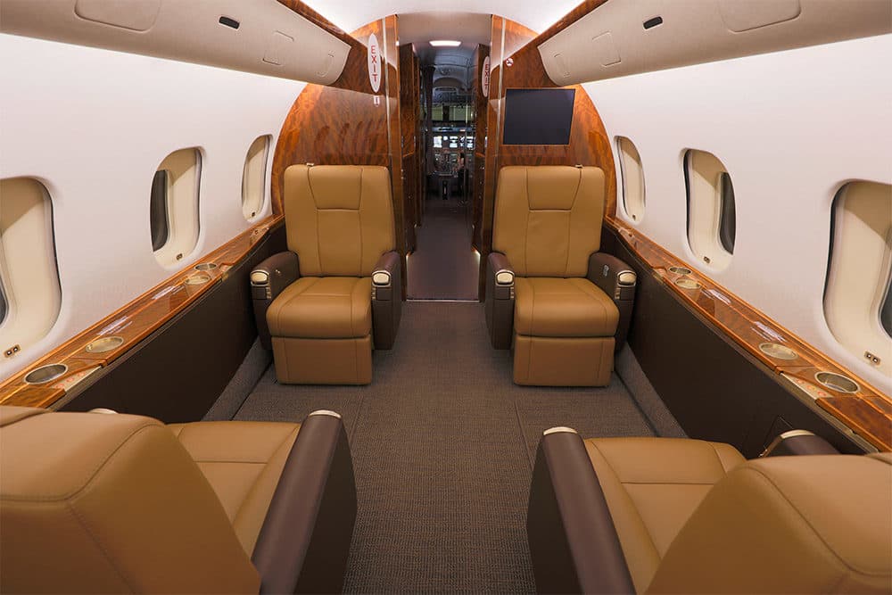 Global 5000 N989JR