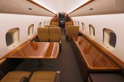 Global 5000 N989JR
