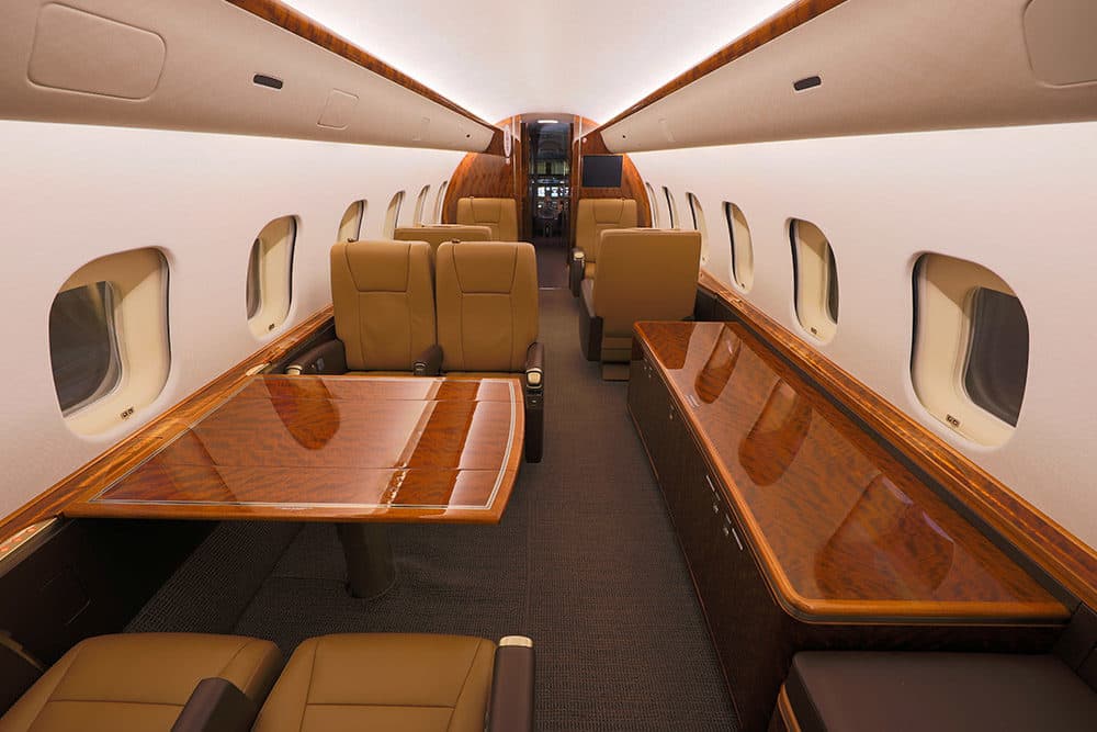 Global 5000 N989JR
