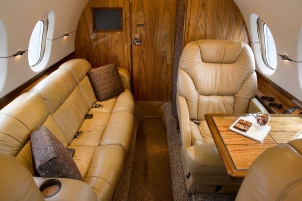 Hawker 800XP N991FR