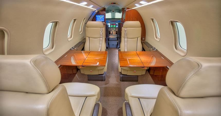Learjet 40XR N998NJ