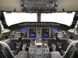 Challenger 605 N999MY