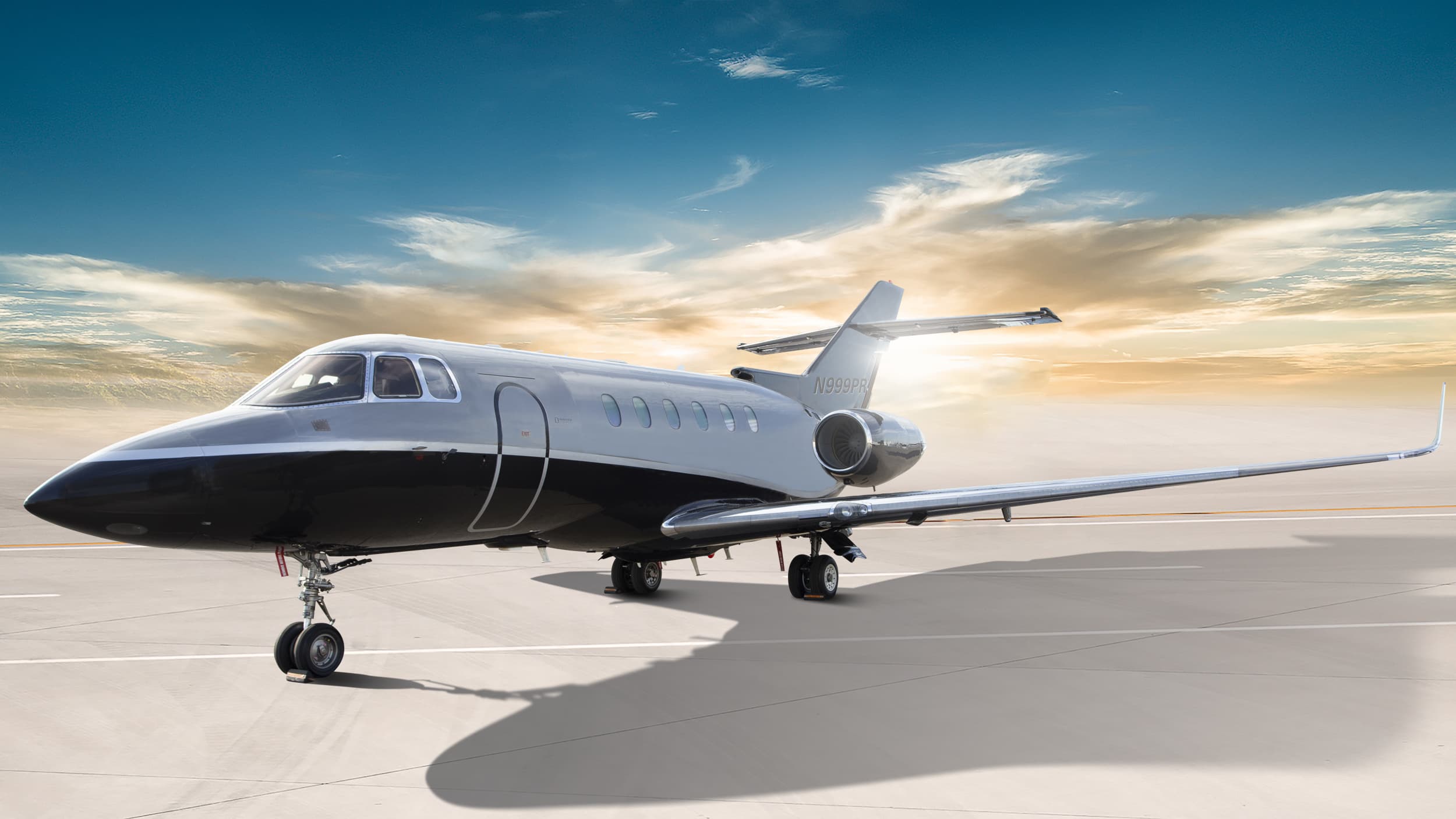 Hawker 900XP N999PR