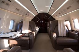 Challenger 604 N99CT