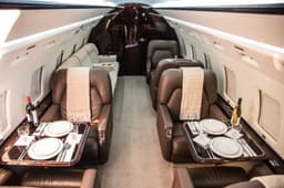 Challenger 604 N99CT
