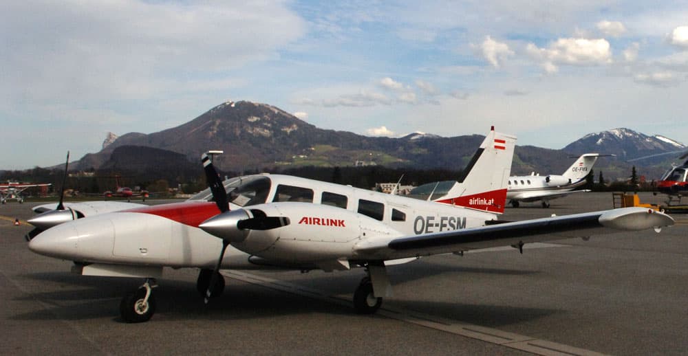 Piper PA-34-200T Seneca II OE-FSM