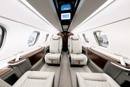 Embraer Phenom 300 OE-GTA