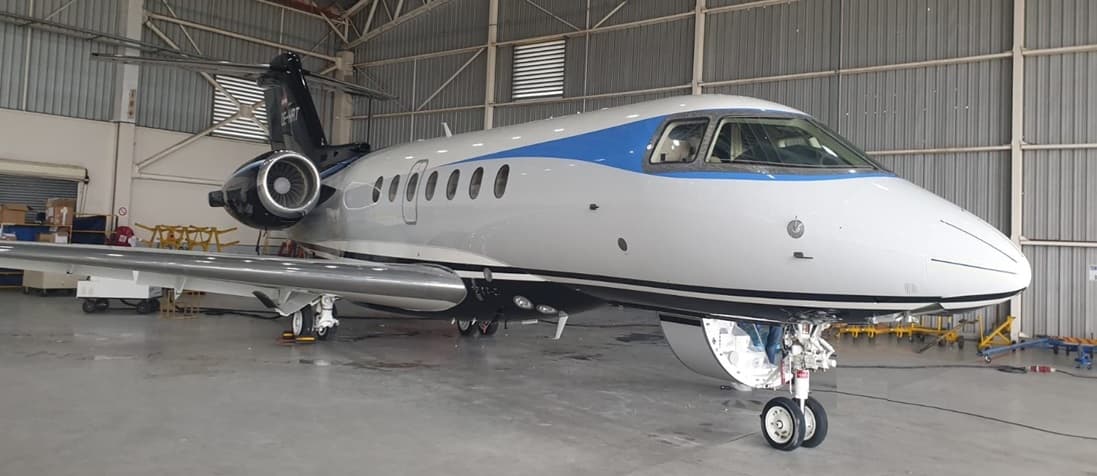 Hawker 4000 OE-HRT