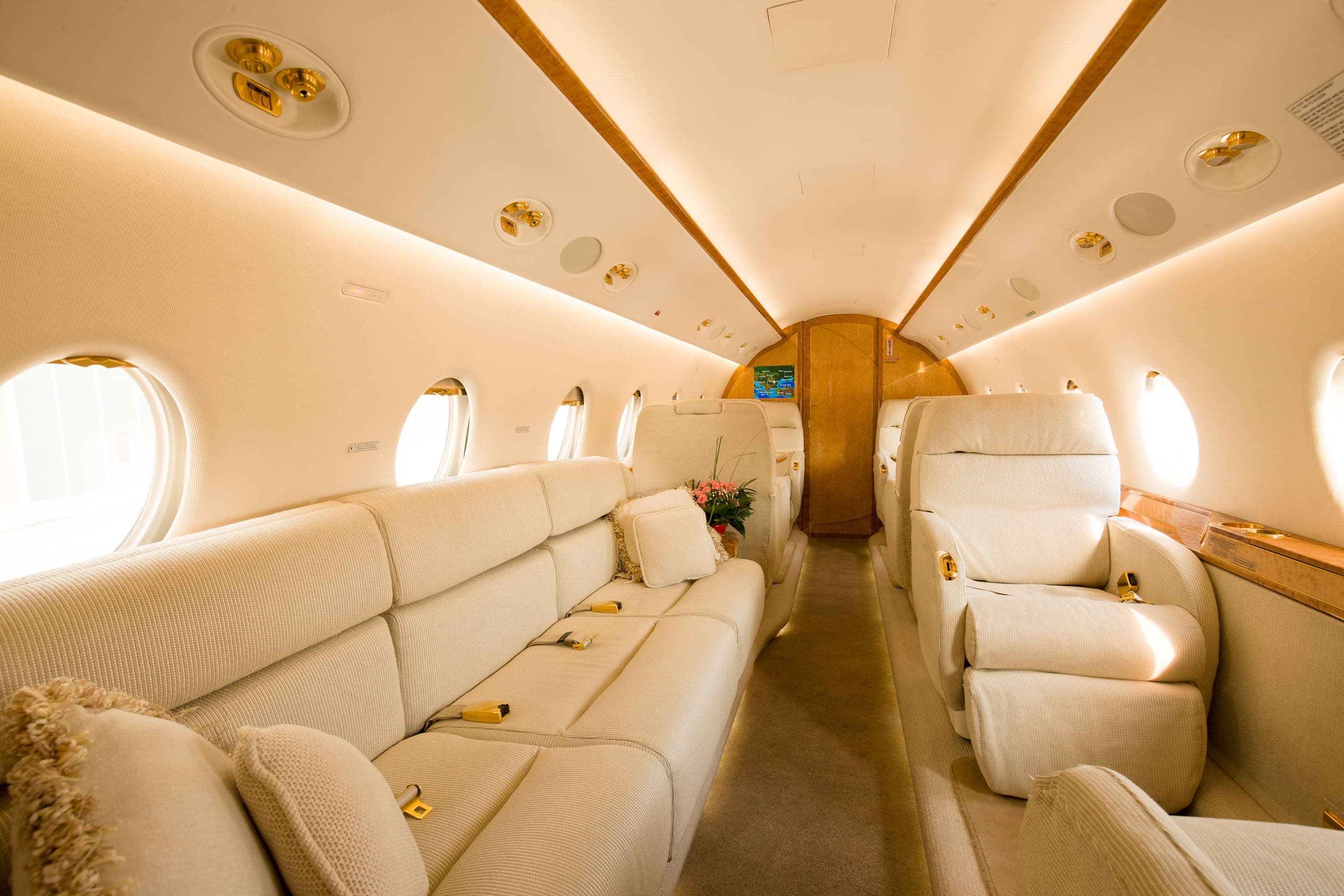 Gulfstream G200 OE-HTI