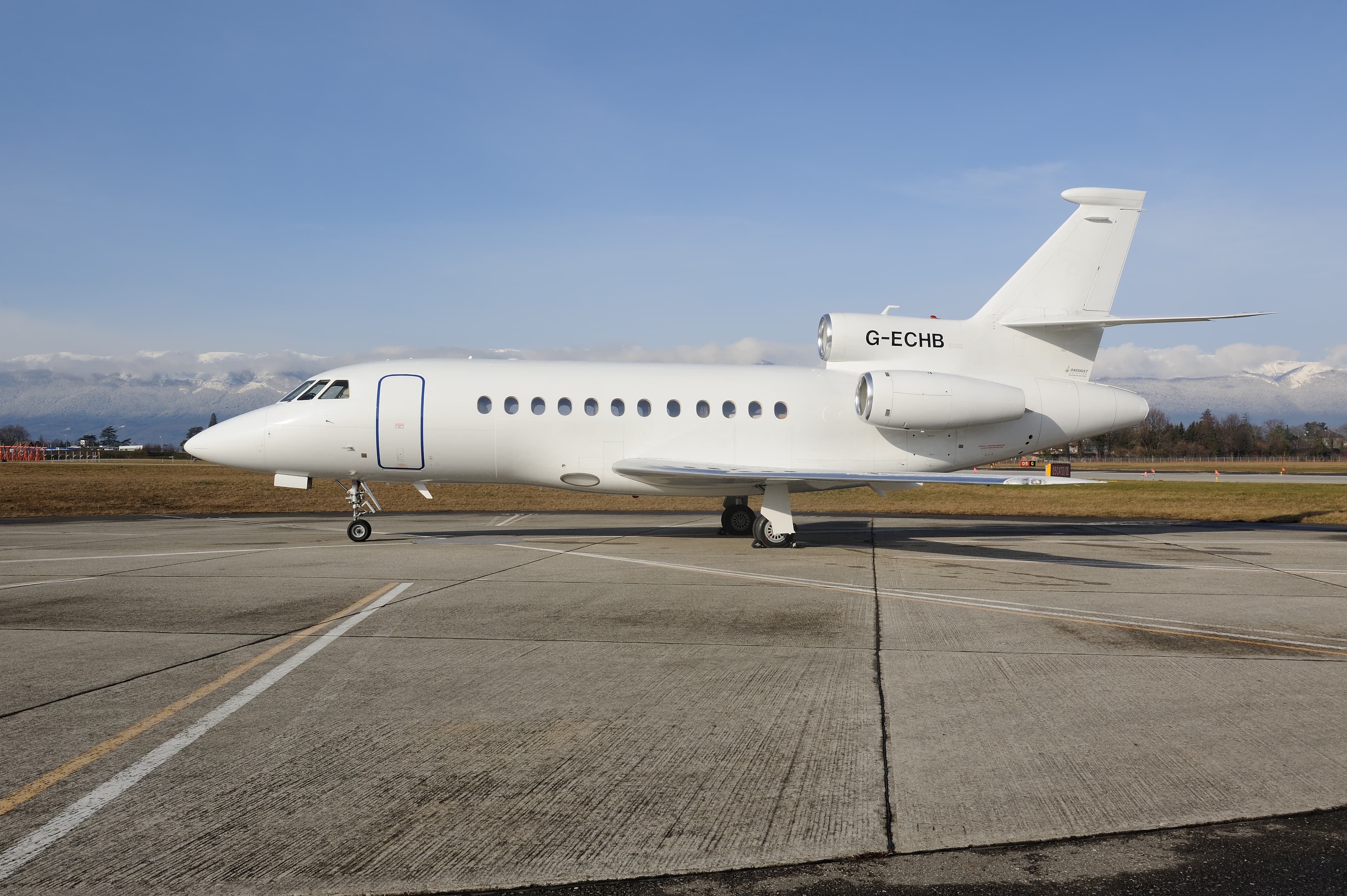 Falcon 900DX OE-IGE