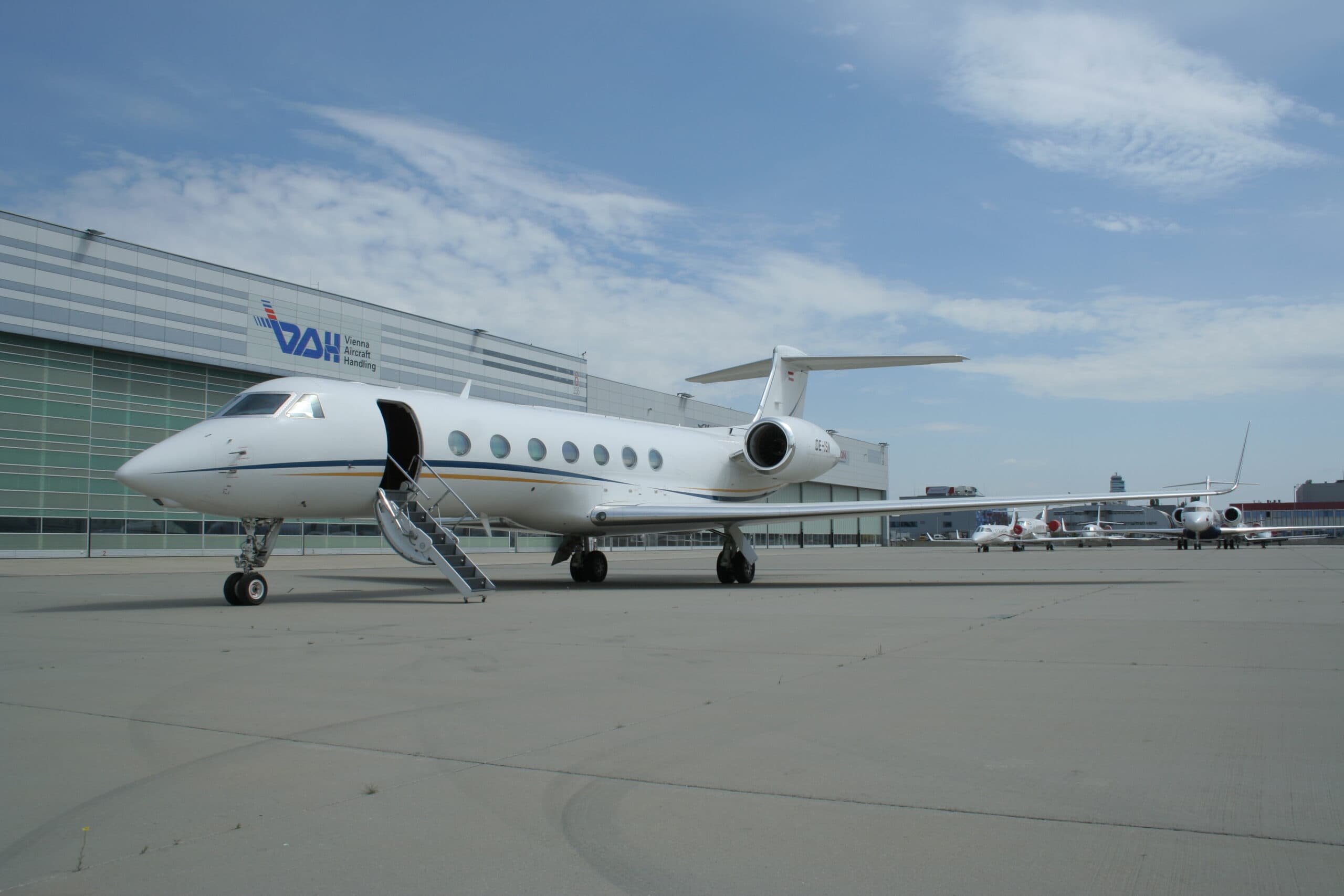 Gulfstream G550 OE-ISN